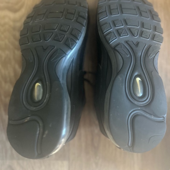 Nike Air Black Men's Shoes - Picture 4 of 4